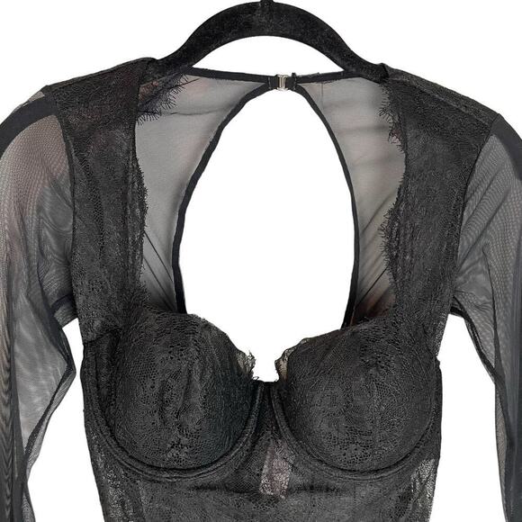 Victoria’s Secret black lace long sleeve sheer lace bodysuit size 34B - Picture 2 of 10